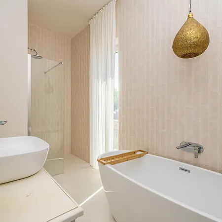 Menta Iv * Linardići