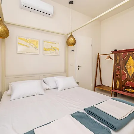 Menta Iv Vilă Linardići