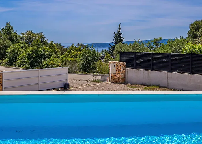 Menta Iv Villa Linardići